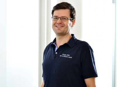 Portraitbild MU Dr. Michal Lajcak